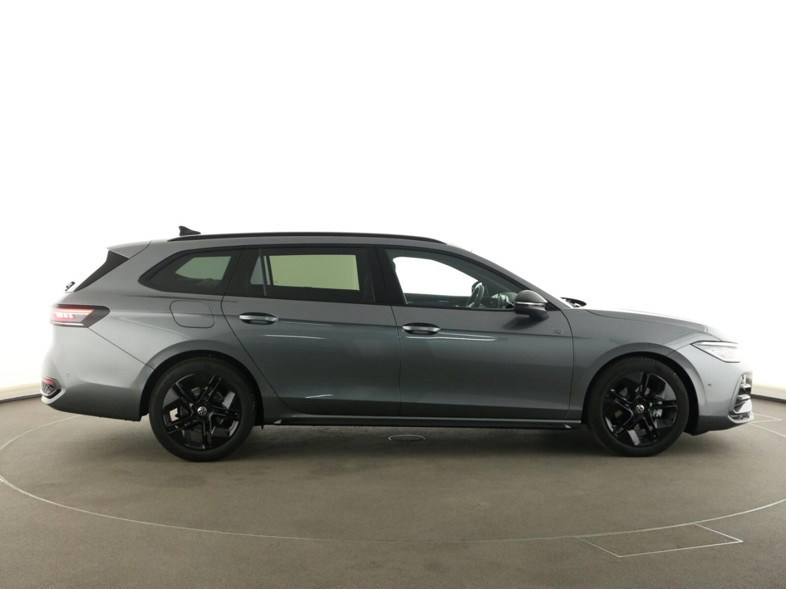 Volkswagen Passat – Bild 8