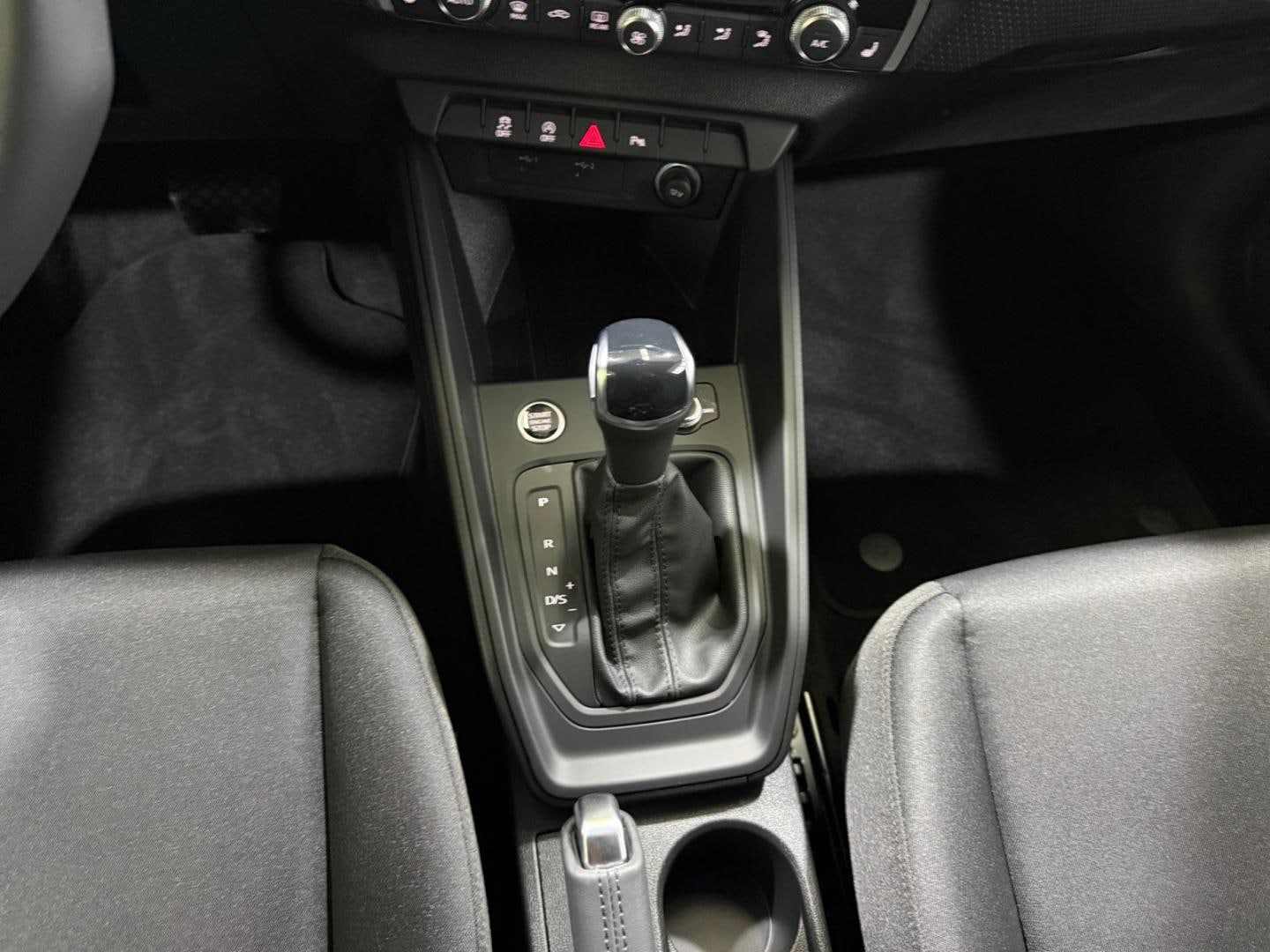 Bild über Audi A1 Sportback advanced 30 TFSI S tronic - für weitere Informationen kontaktieren Sie den Audi Partner