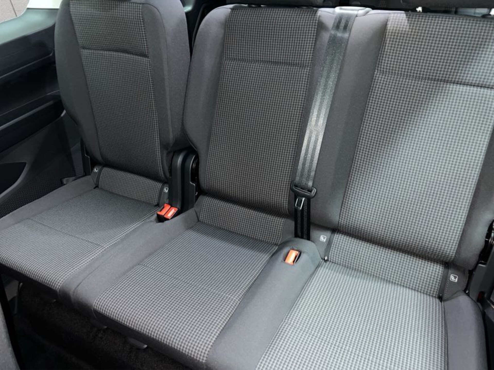 Volkswagen Caddy Maxi Basis-Modell