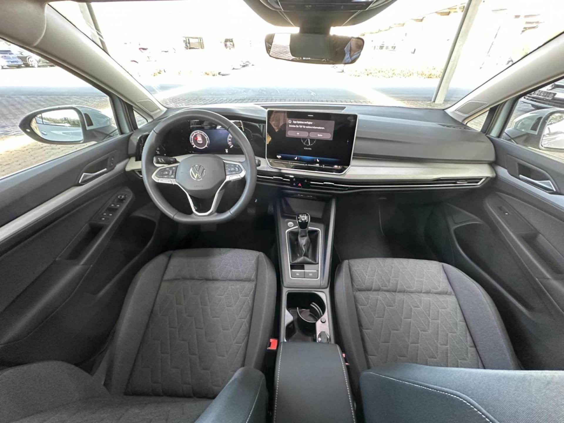 Volkswagen Golf Life