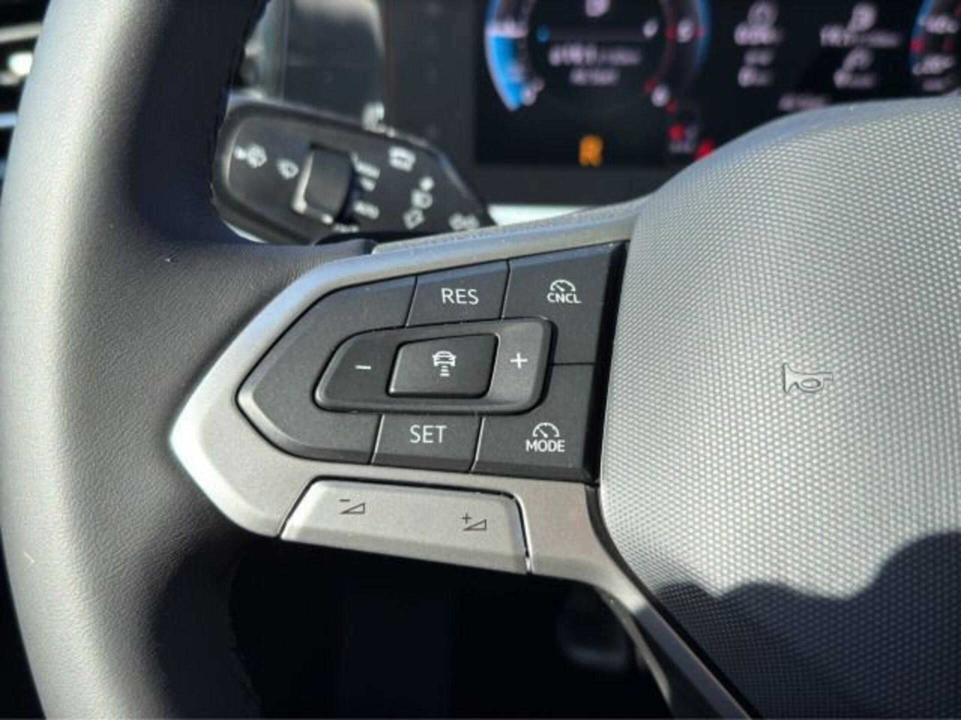 Volkswagen Passat Elegance