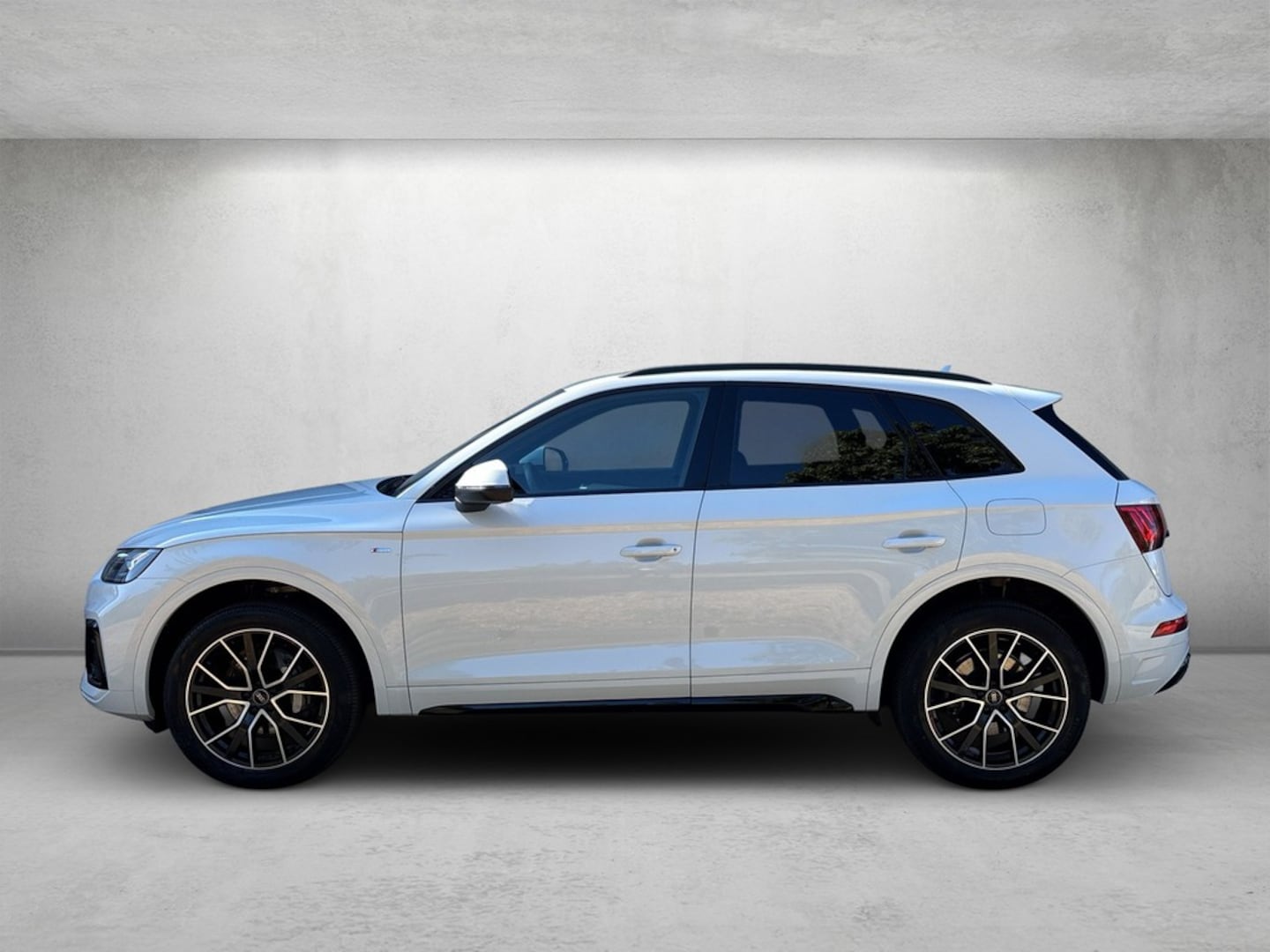 Bild über Audi Q5 TFSI e S line 55 TFSI e quattro S tronic - für weitere Informationen kontaktieren Sie den Audi Partner