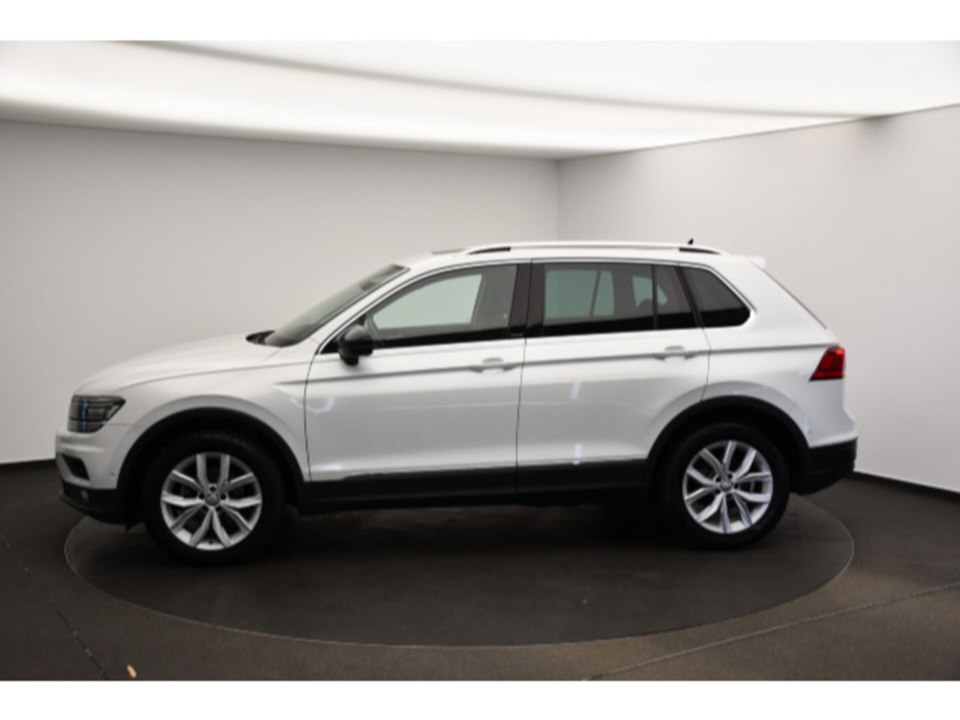 Volkswagen Tiguan IQ.DRIVE