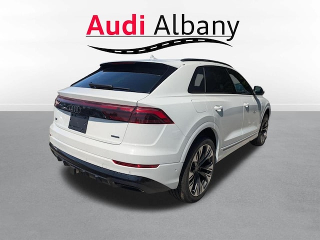 2026 Audi Q8
