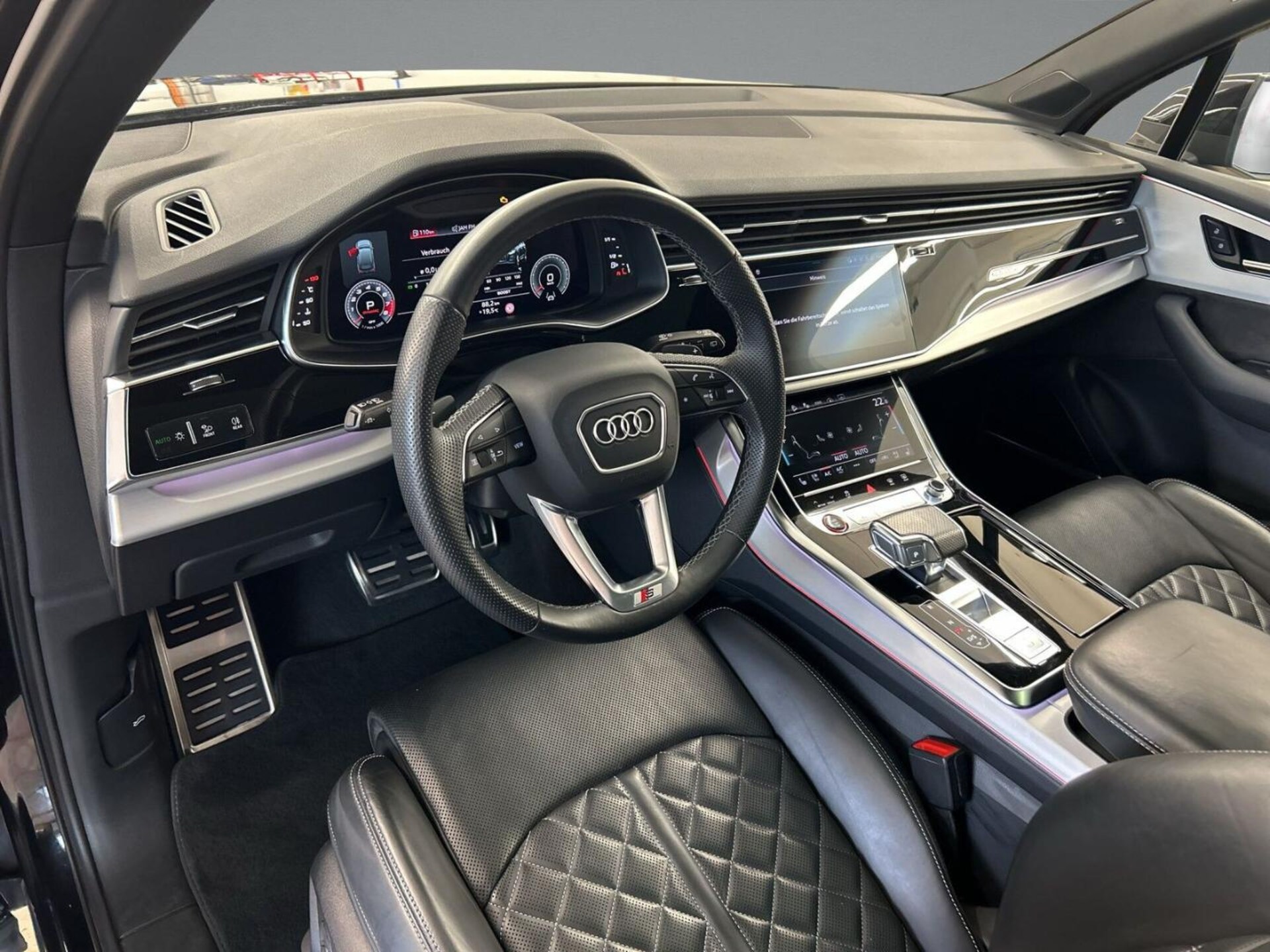 Audi SQ7 SUV