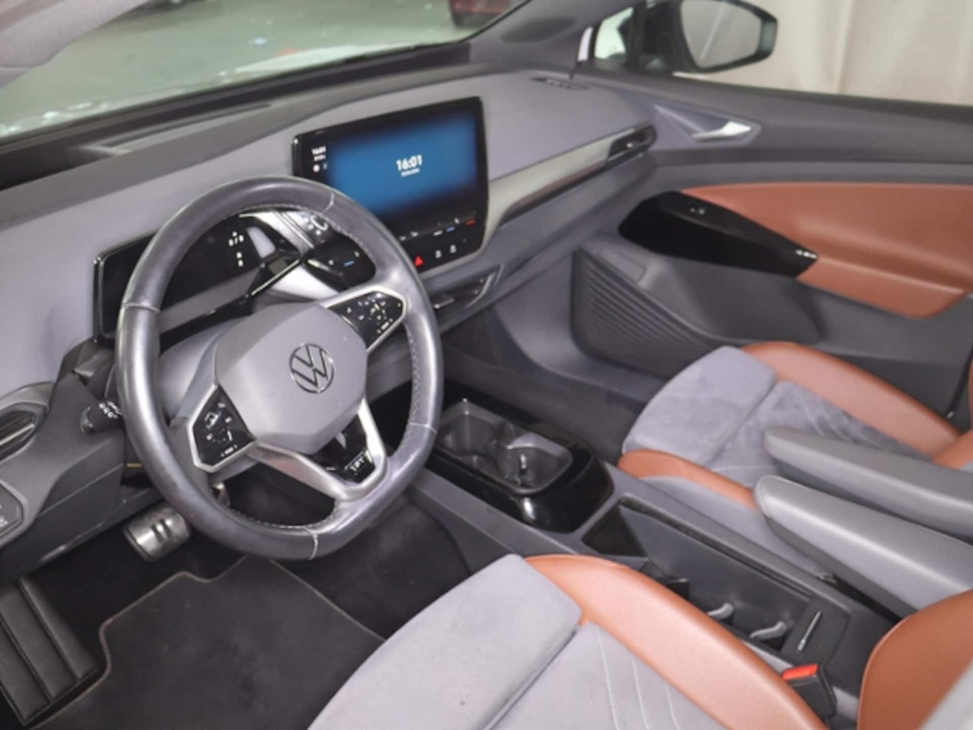 Volkswagen ID.4 1st Max