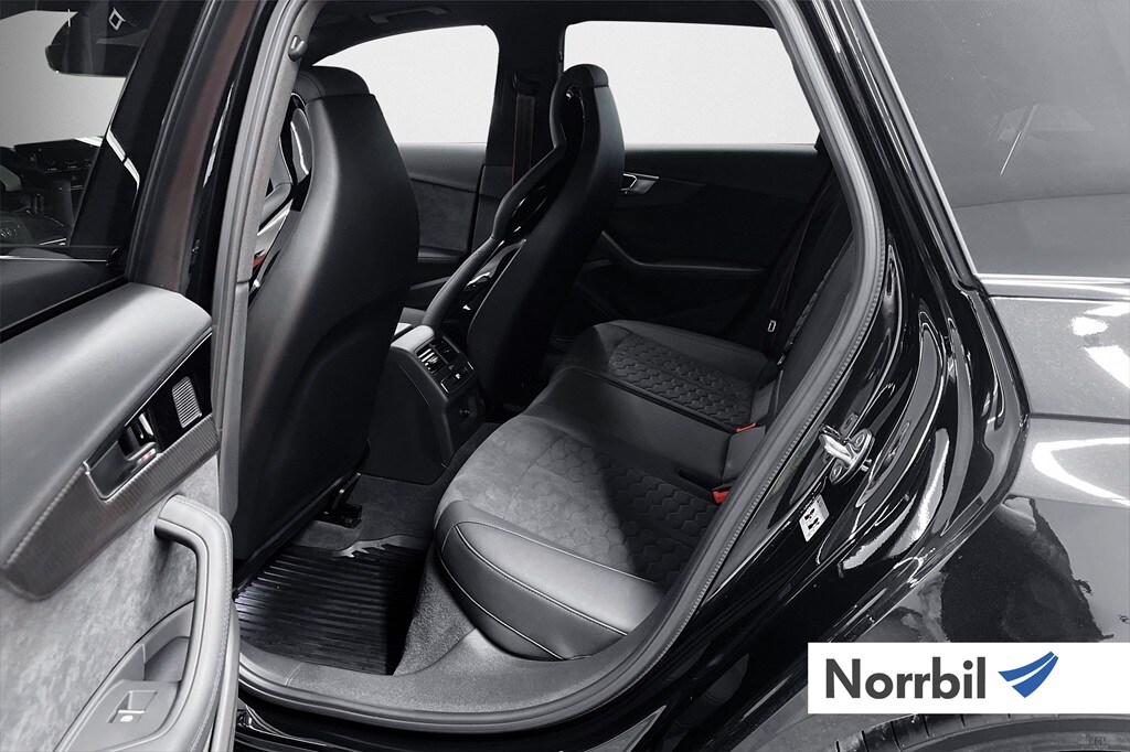 Image about Audi RS 4 Avant RS 4 Avant 450 hk tiptronic