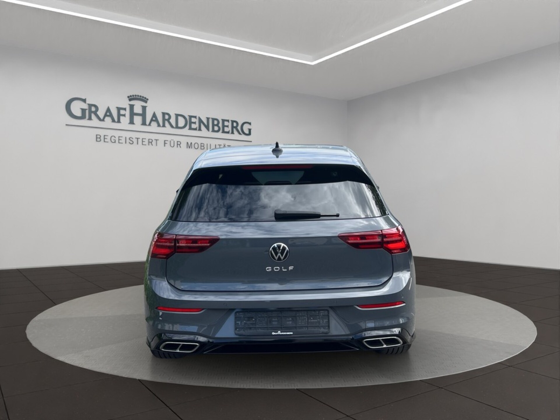 Volkswagen Golf R-Line