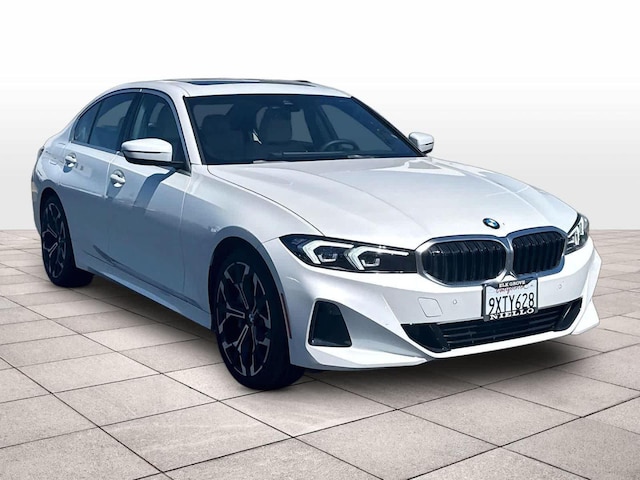 2026 BMW 330i