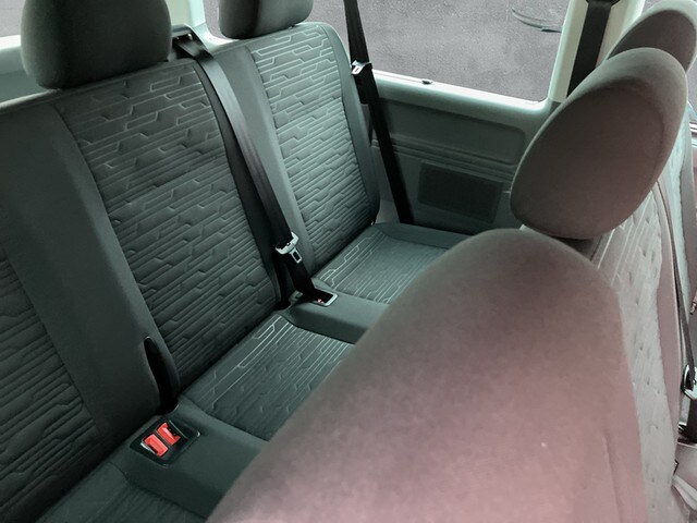 Volkswagen T6.1 Caravelle larger