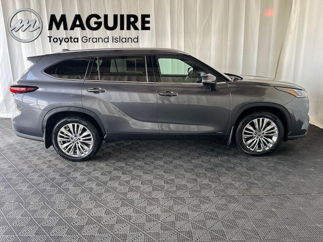 2024 Toyota Highlander Hybrid