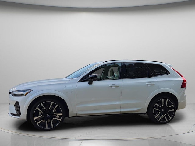 2024 Volvo XC60 Recharge Plug-In Hybrid