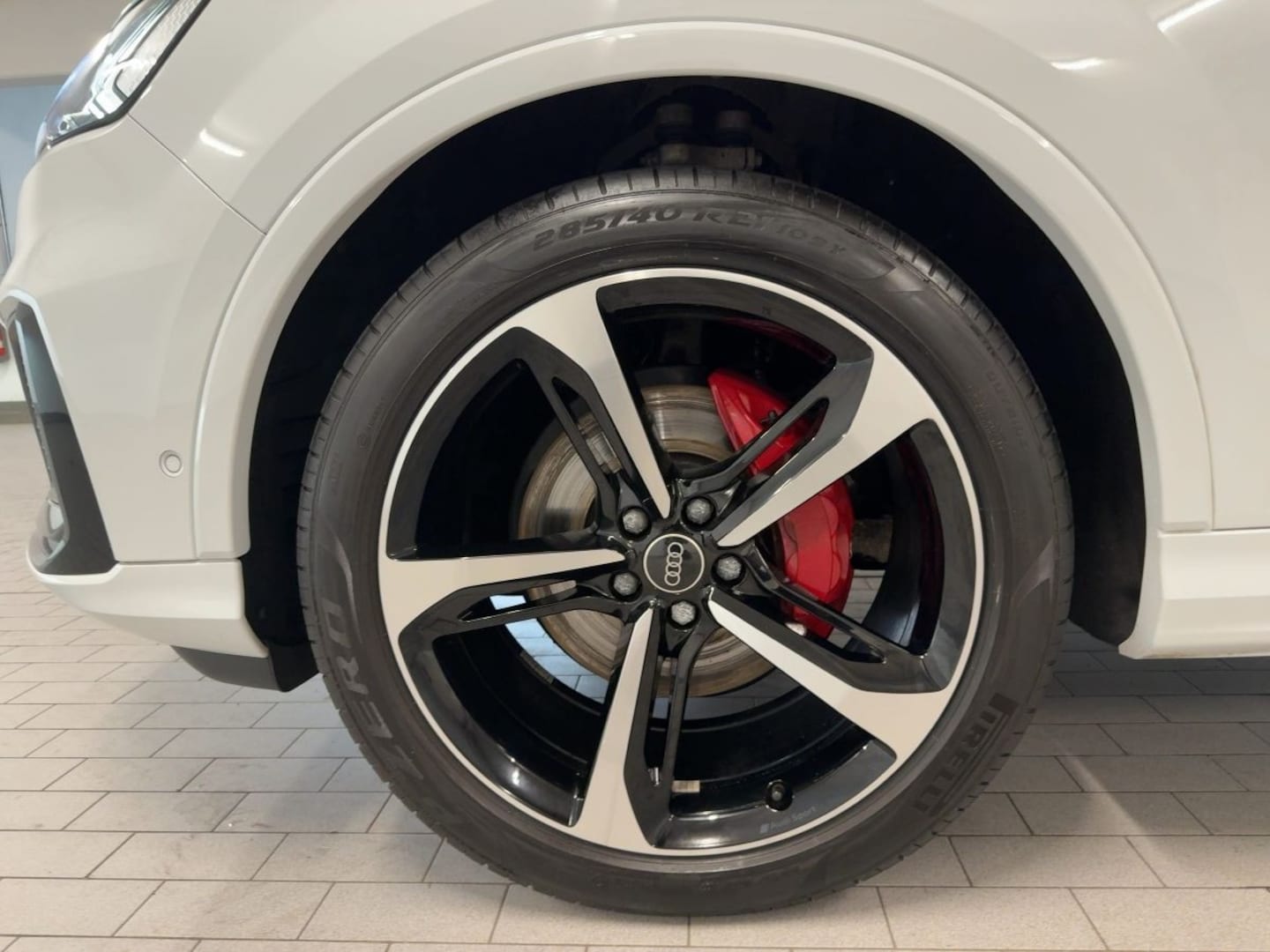 Bild über Audi Q7 competition plus 45 TDI quattro tiptronic - für weitere Informationen kontaktieren Sie den Audi Partner