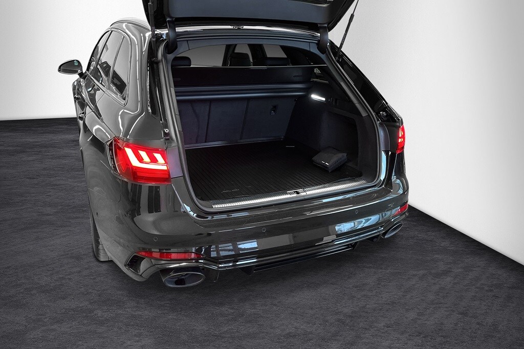 Image about Audi RS 4 Avant RS 4 Avant 450 hk tiptronic