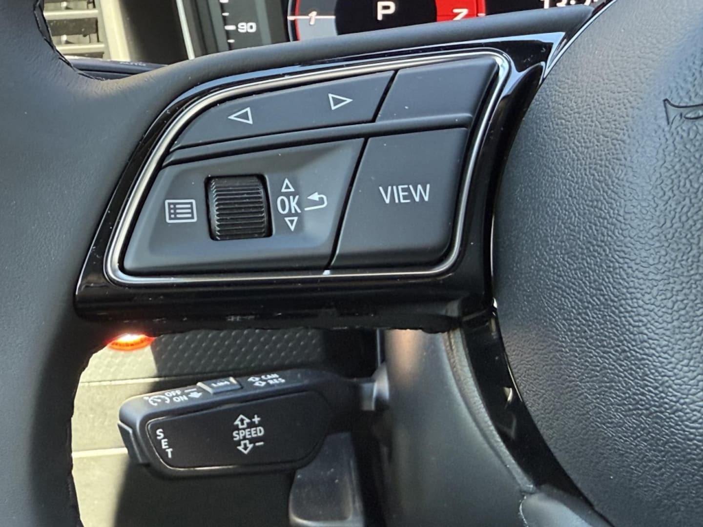 Bild über Audi A1 Sportback advanced 25 TFSI S tronic - für weitere Informationen kontaktieren Sie den Audi Partner