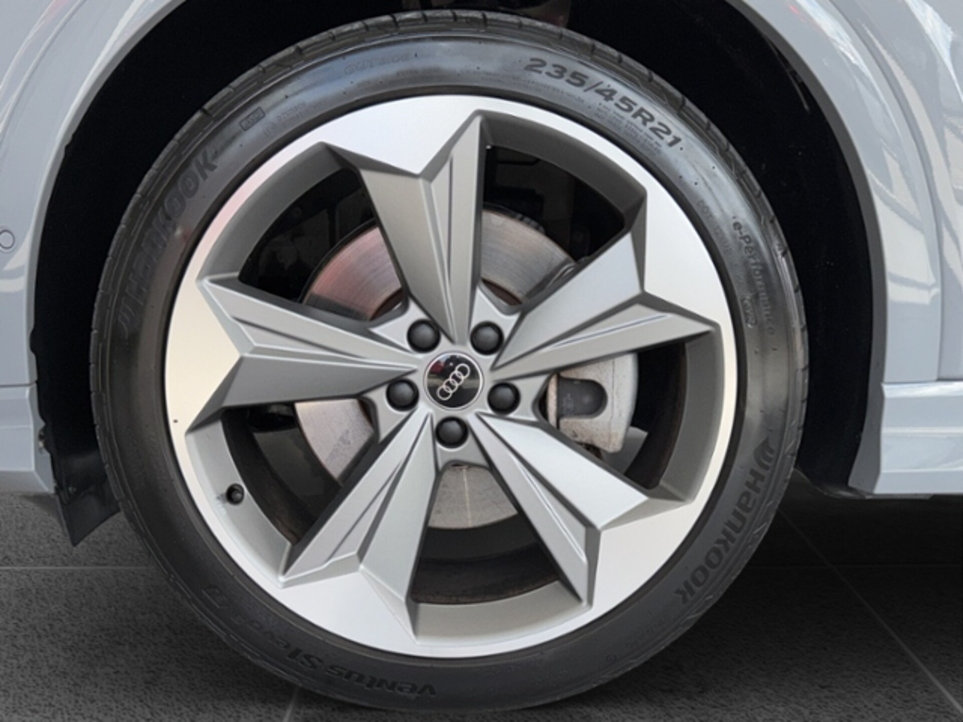 Audi Q4 Sportback e-tron
