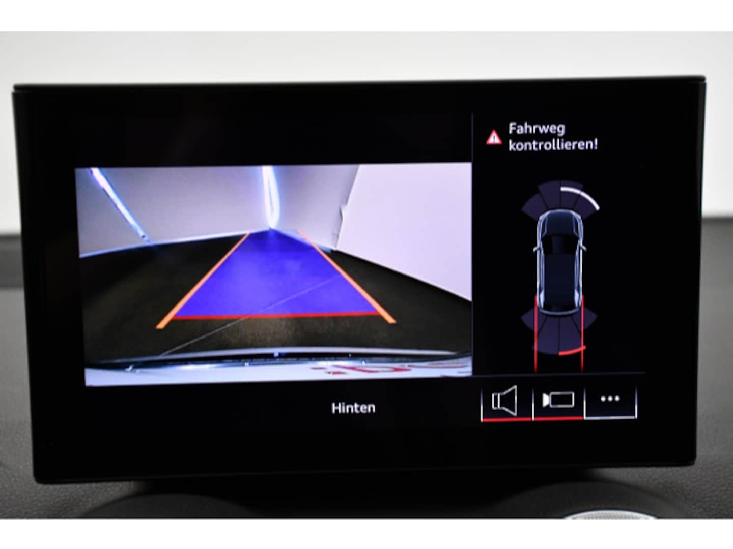 Bild über Audi Q2 S line 35 TFSI S tronic - für weitere Informationen kontaktieren Sie den Audi Partner
