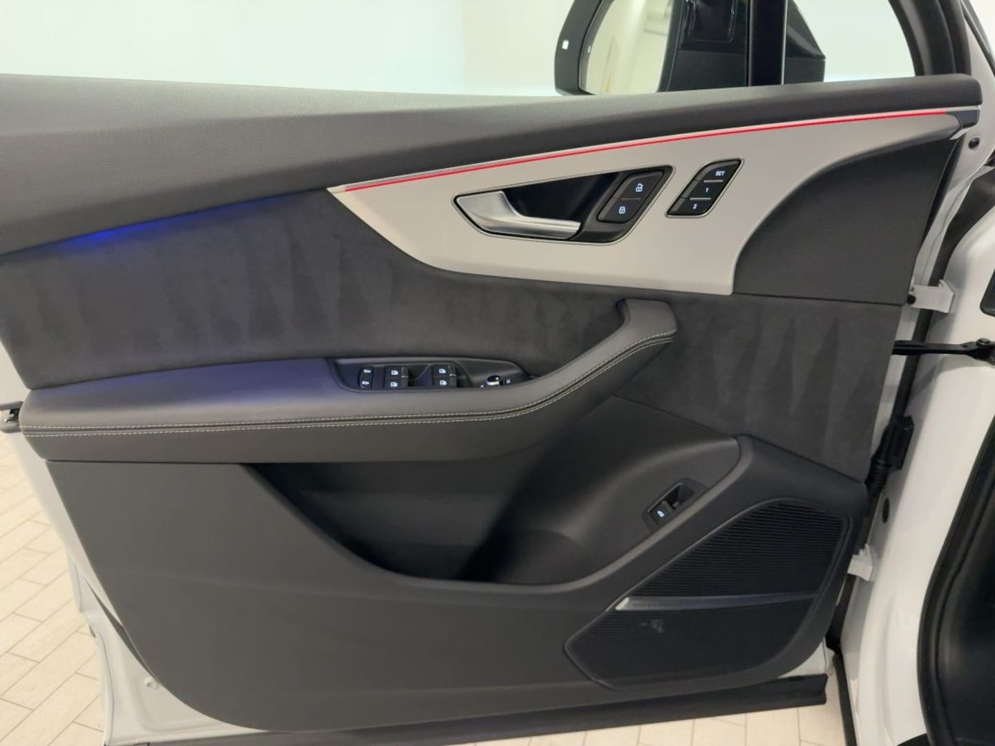 Bild über Audi Q7 competition plus 45 TDI quattro tiptronic - für weitere Informationen kontaktieren Sie den Audi Partner