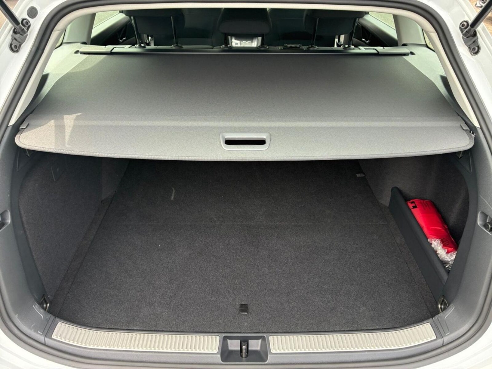 Volkswagen Passat – Bild 17