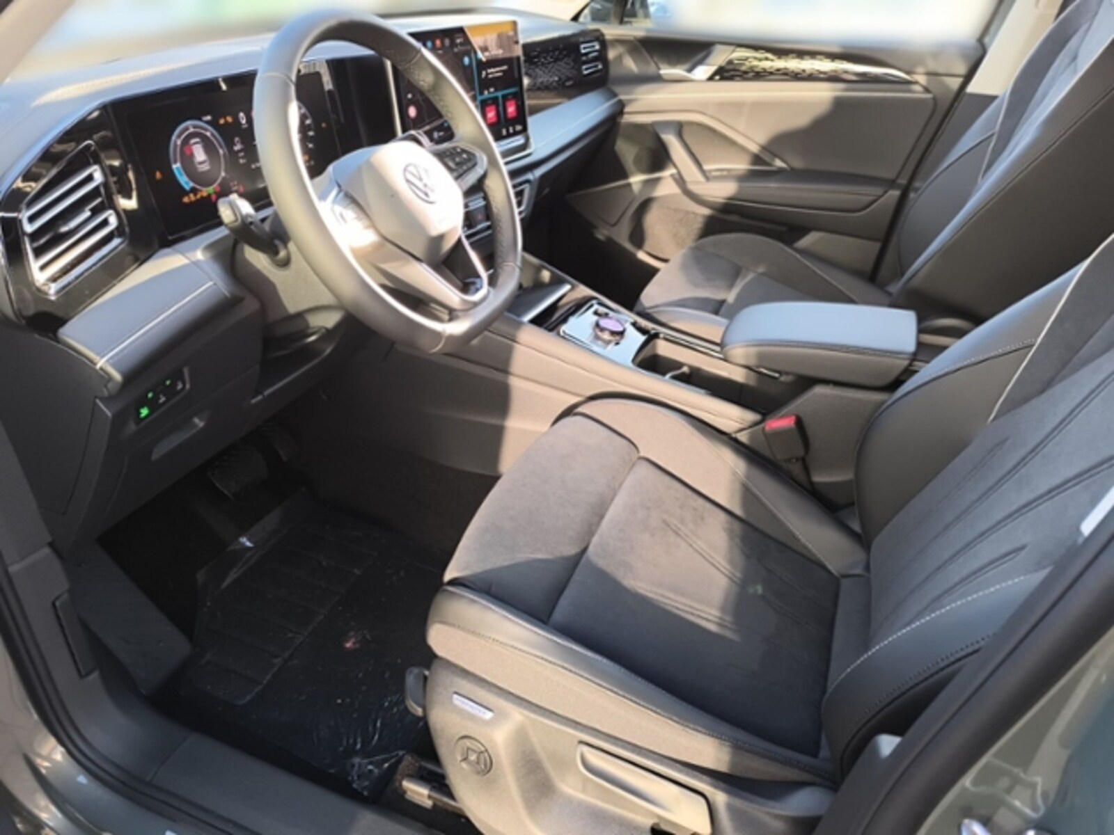 Volkswagen Tiguan – Bild 8