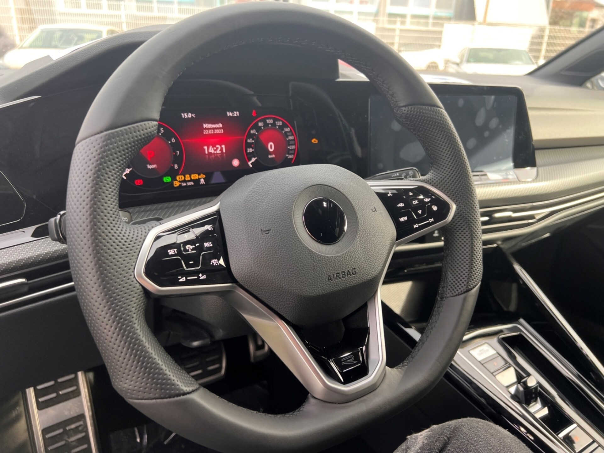 Volkswagen Golf R-Line