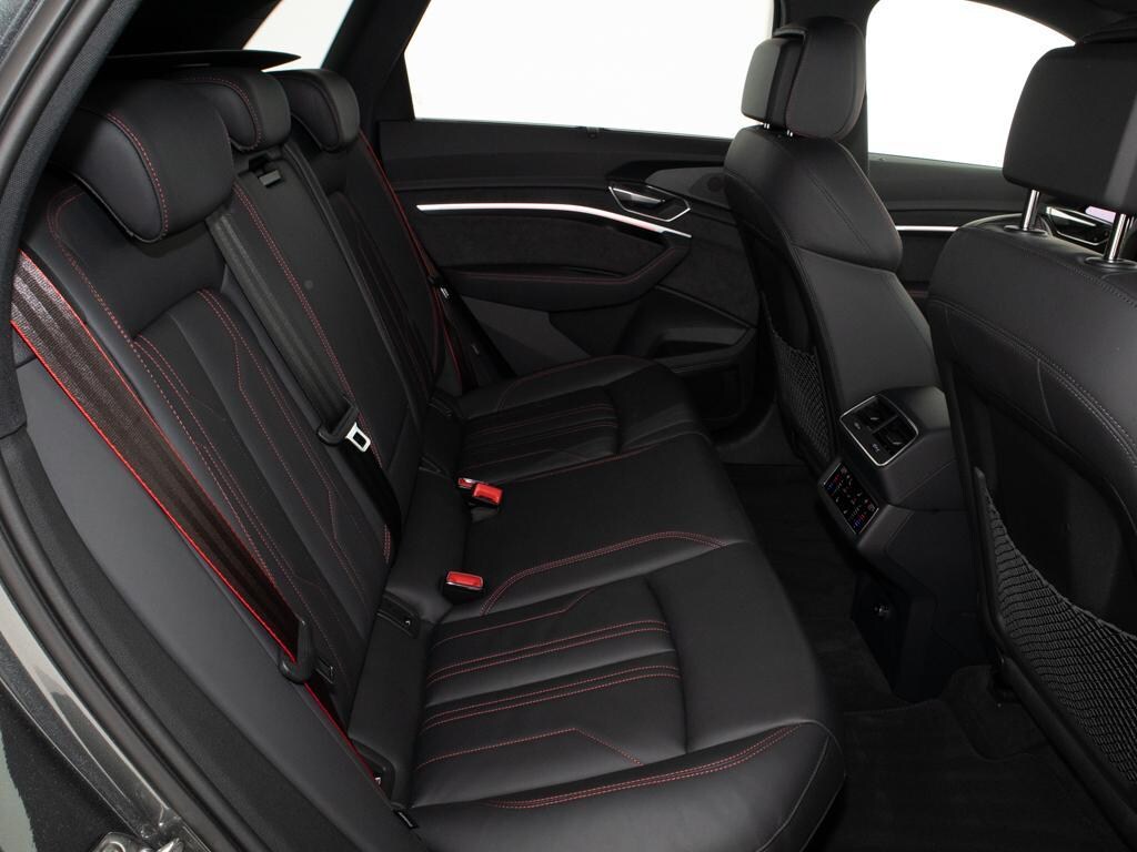 Image about Audi Q8 e-tron S line 55 e-tron quattro