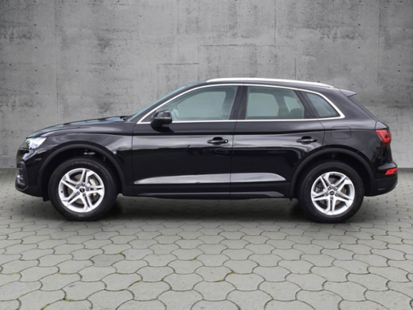 Bild über Audi Q5 TFSI e 50 TFSI e quattro S tronic - für weitere Informationen kontaktieren Sie den Audi Partner