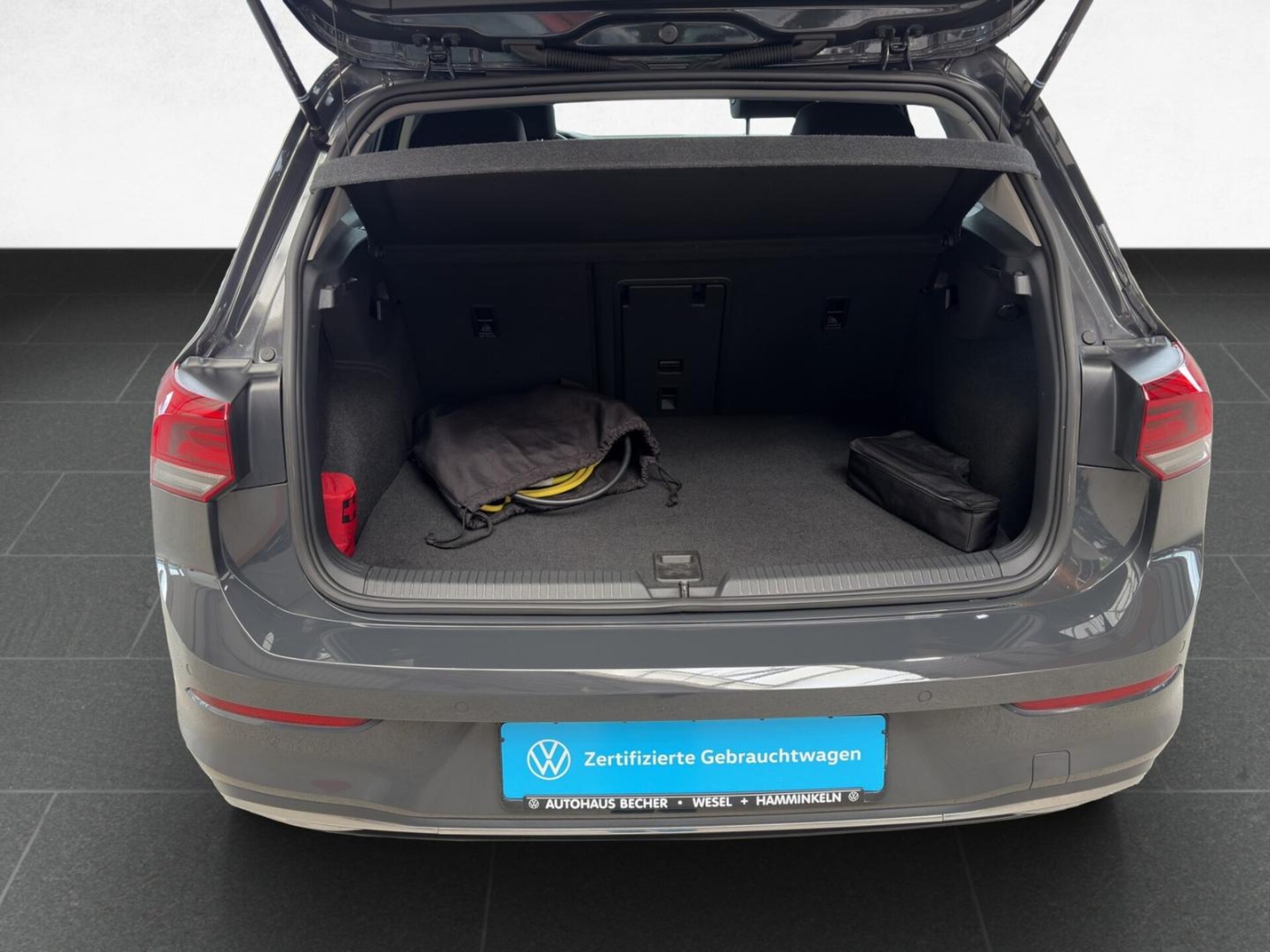 Volkswagen Golf Style