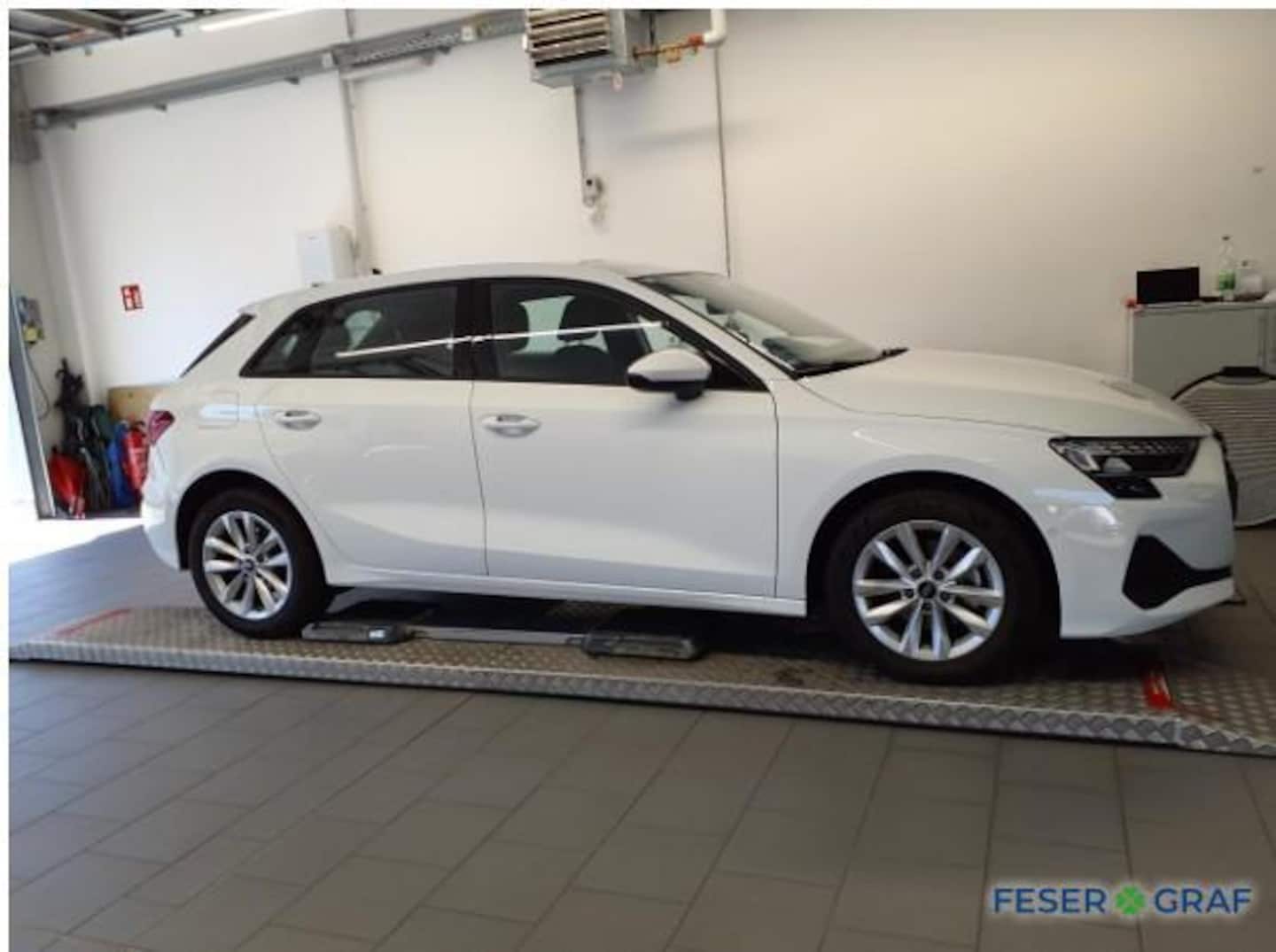 Bild über Audi A3 Sportback TFSI Schaltgetriebe - für weitere Informationen kontaktieren Sie den Audi Partner