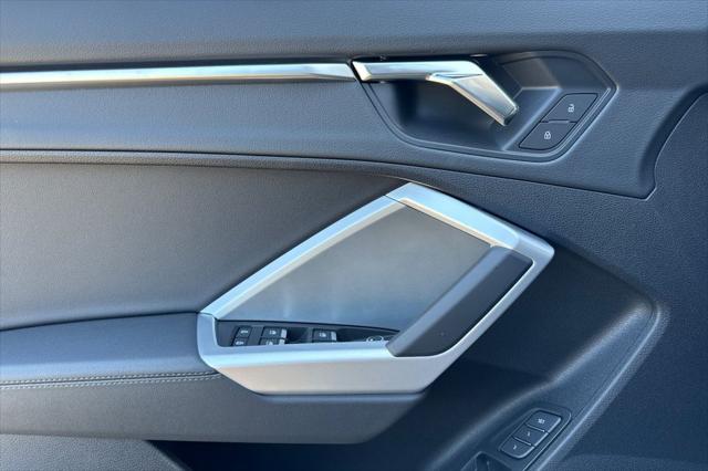 2025 Audi Q3 S Line Premium - Photo 8