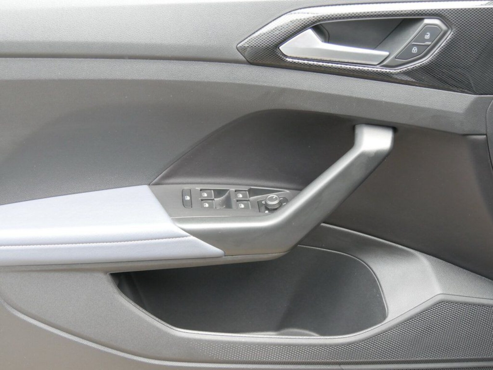 Volkswagen T-Cross – Bild 10