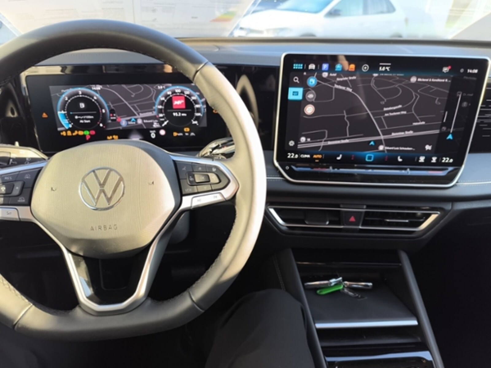 Volkswagen Tiguan – Bild 10
