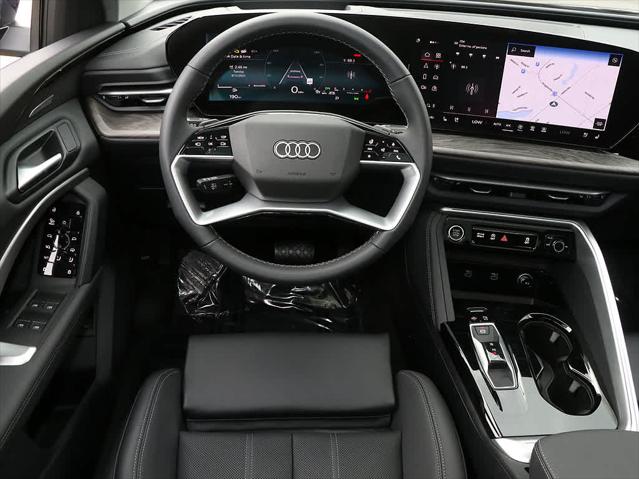 2025 AUDI Q5 - Image 16