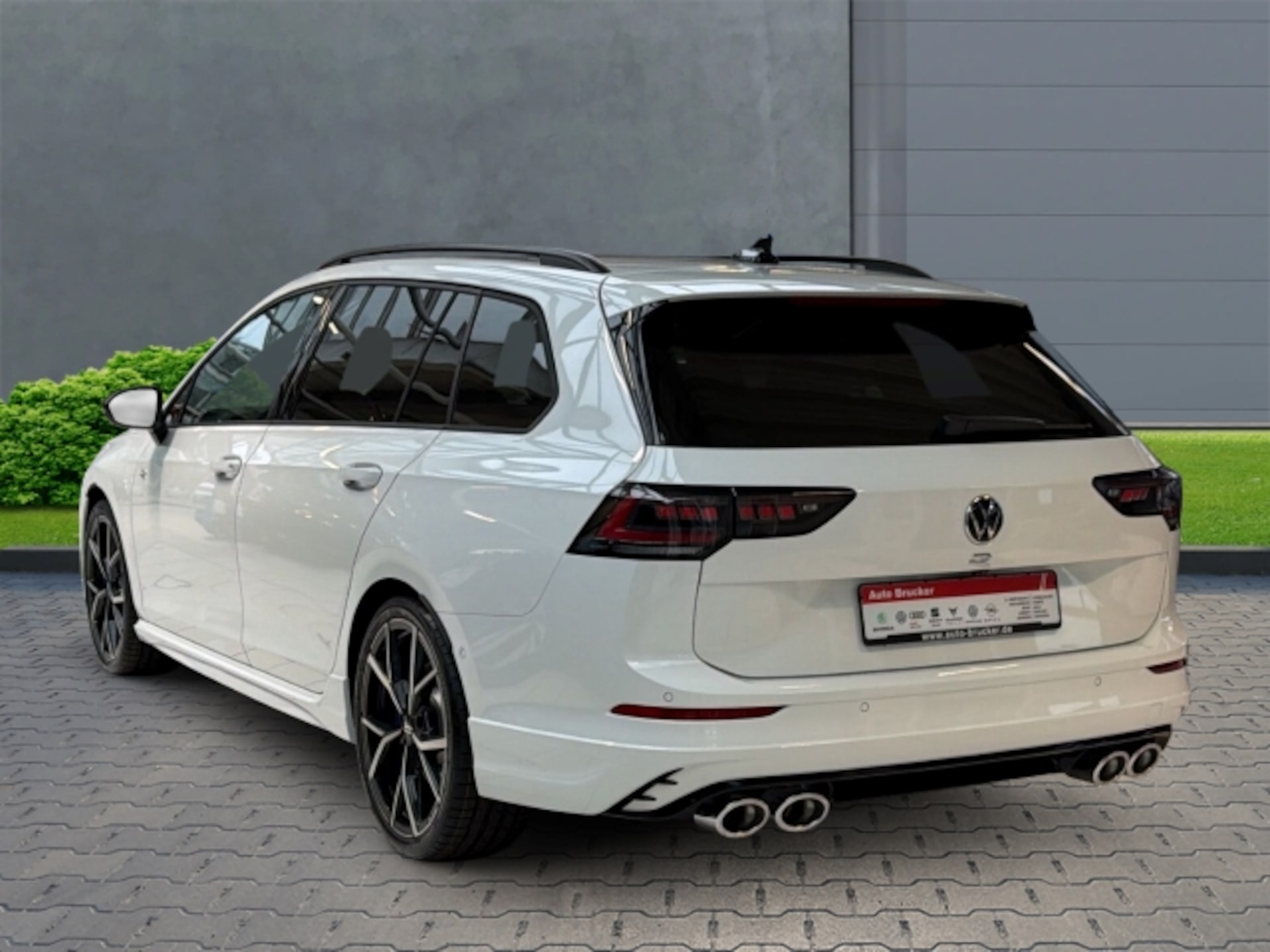Volkswagen Golf Variant R