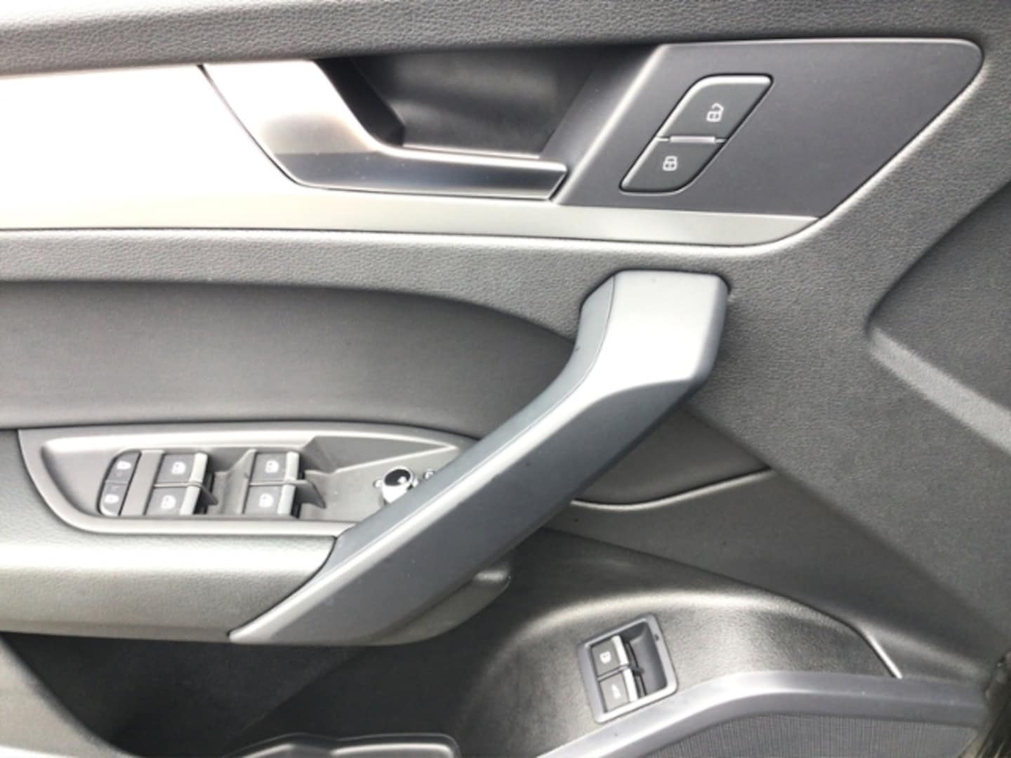 Bild über Audi Q5 TFSI e 50 TFSI e quattro S tronic - für weitere Informationen kontaktieren Sie den Audi Partner