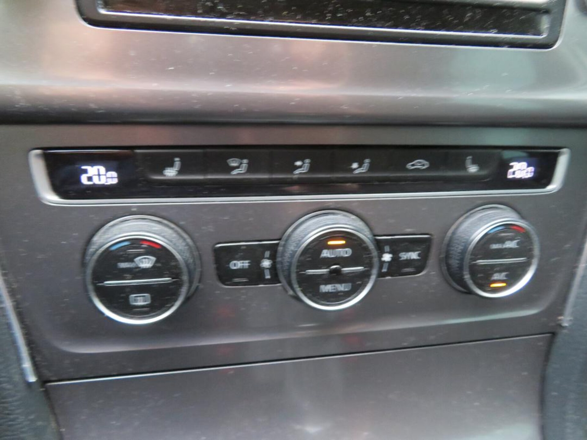 Volkswagen Golf LOUNGE