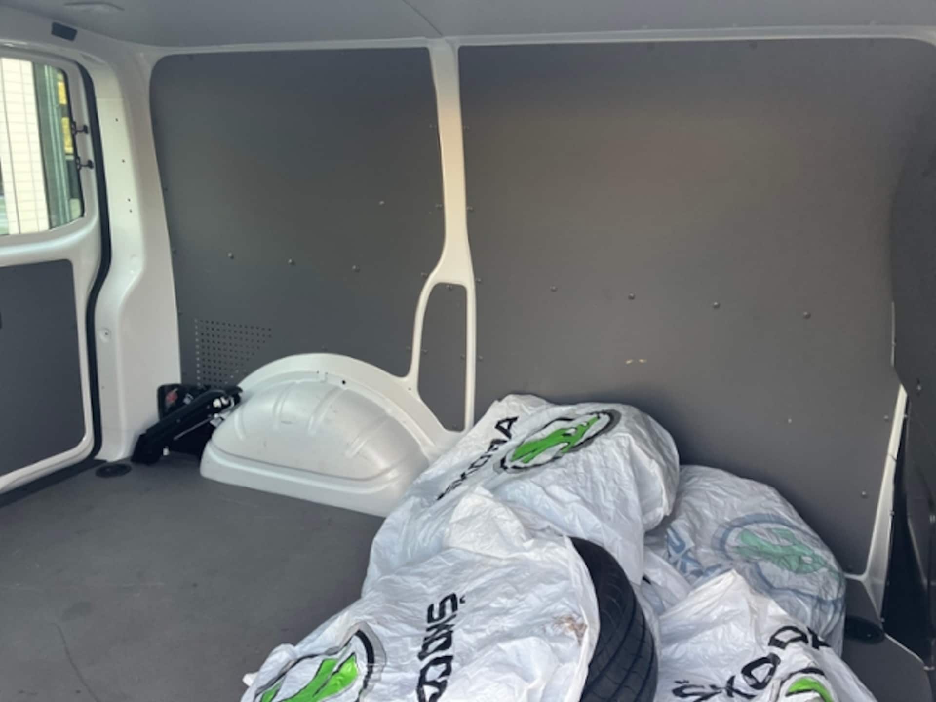 Volkswagen T6.1 Transporter Kasten kurzer Radstand