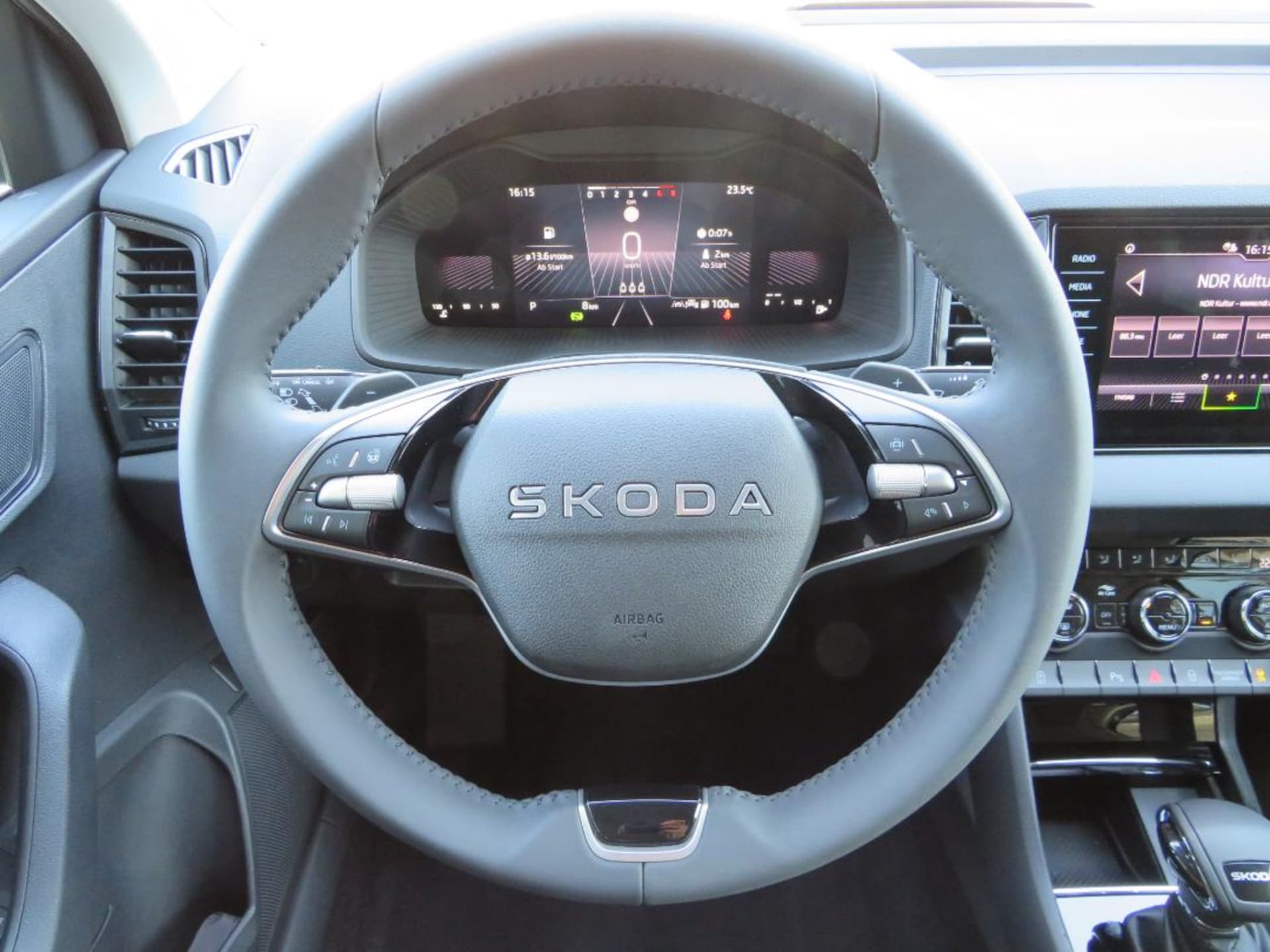 Skoda Karoq Selection