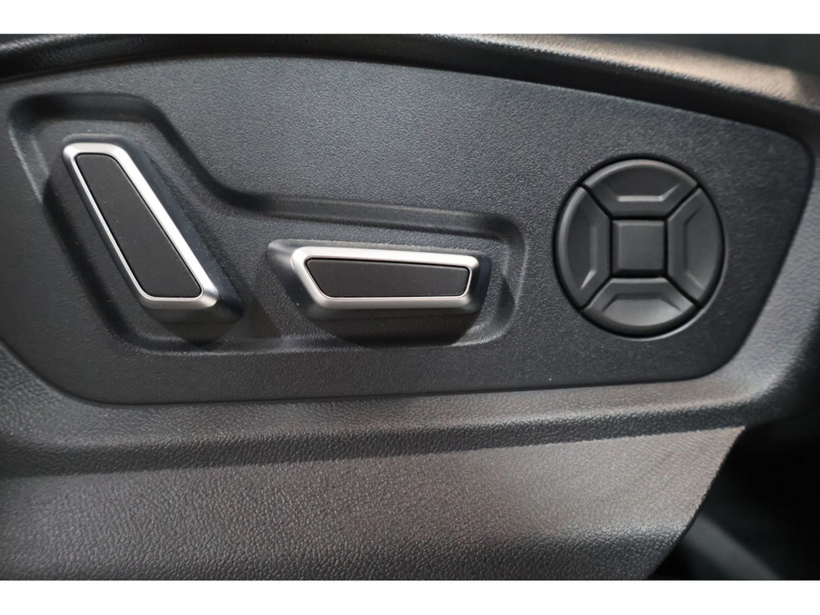 Audi Q8 – Bild 21