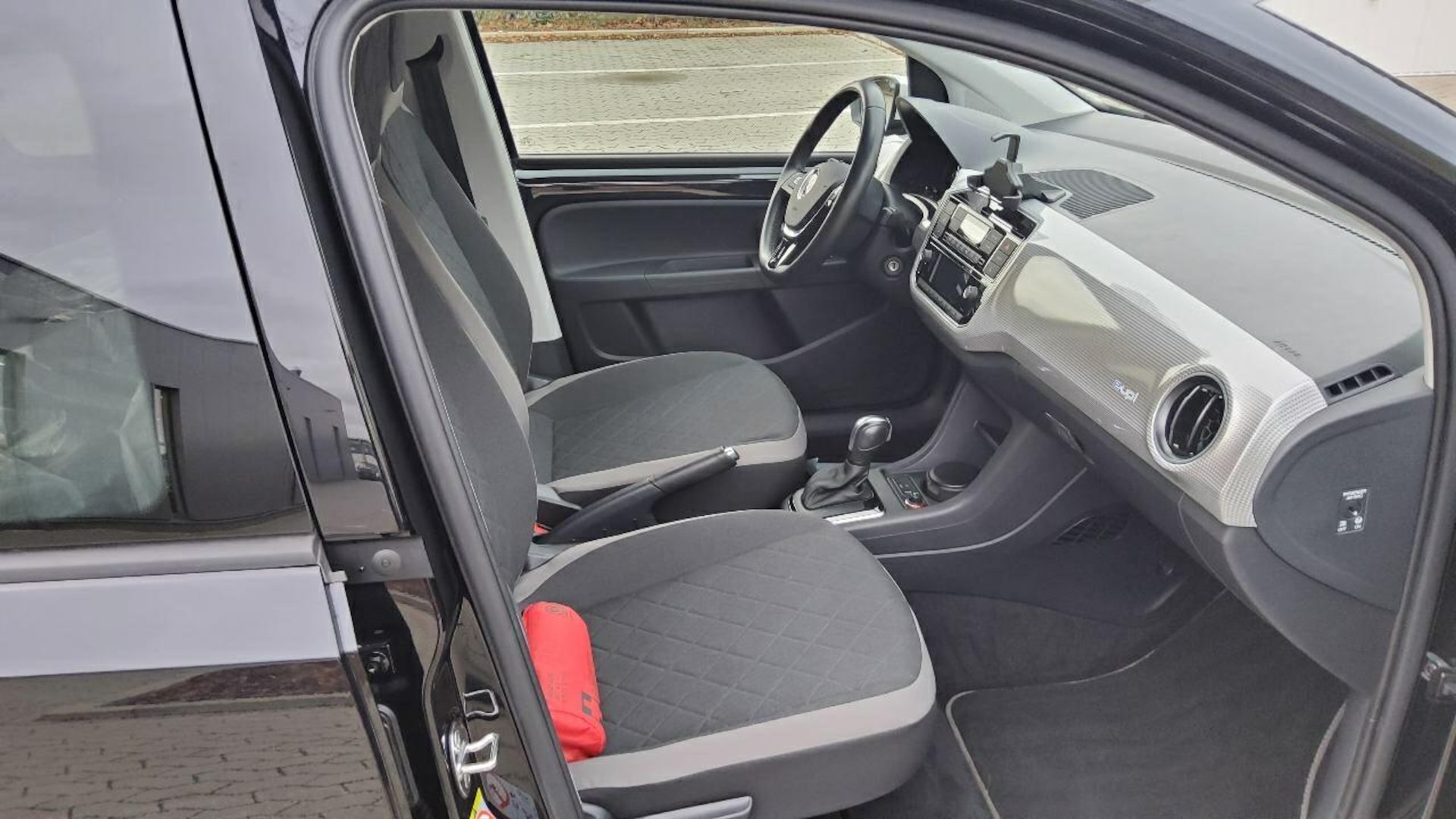 Volkswagen e-up!