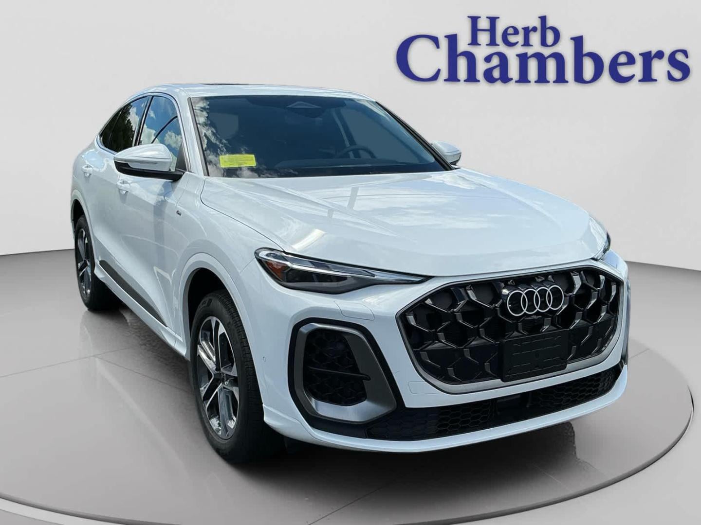 2025 Audi Q5 Sportback 45 Premium's photo