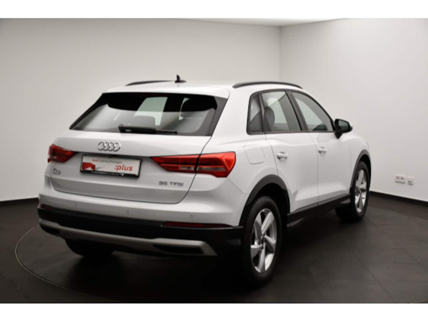 Bild über Audi Q3 advanced 35 TFSI S tronic - für weitere Informationen kontaktieren Sie den Audi Partner