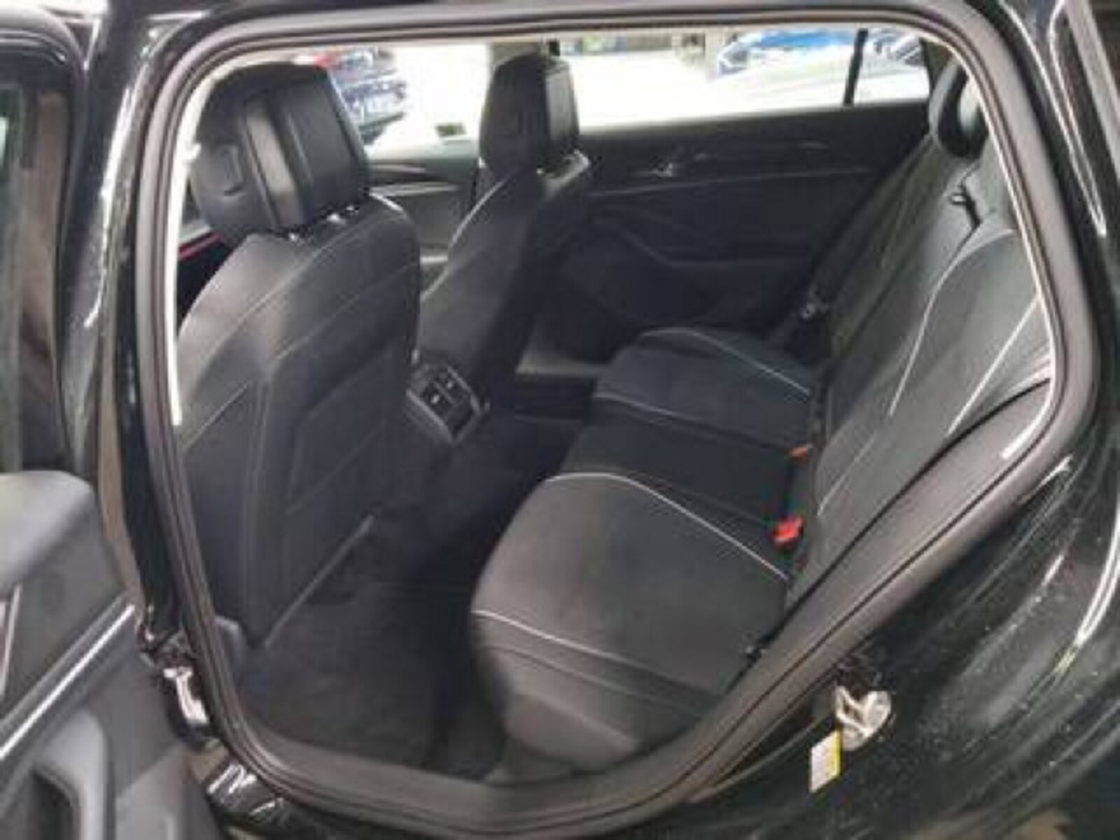 Volkswagen Passat – Bild 9
