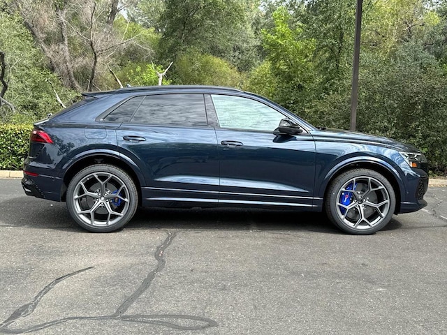 2026 Audi RS Q8 SUV performance