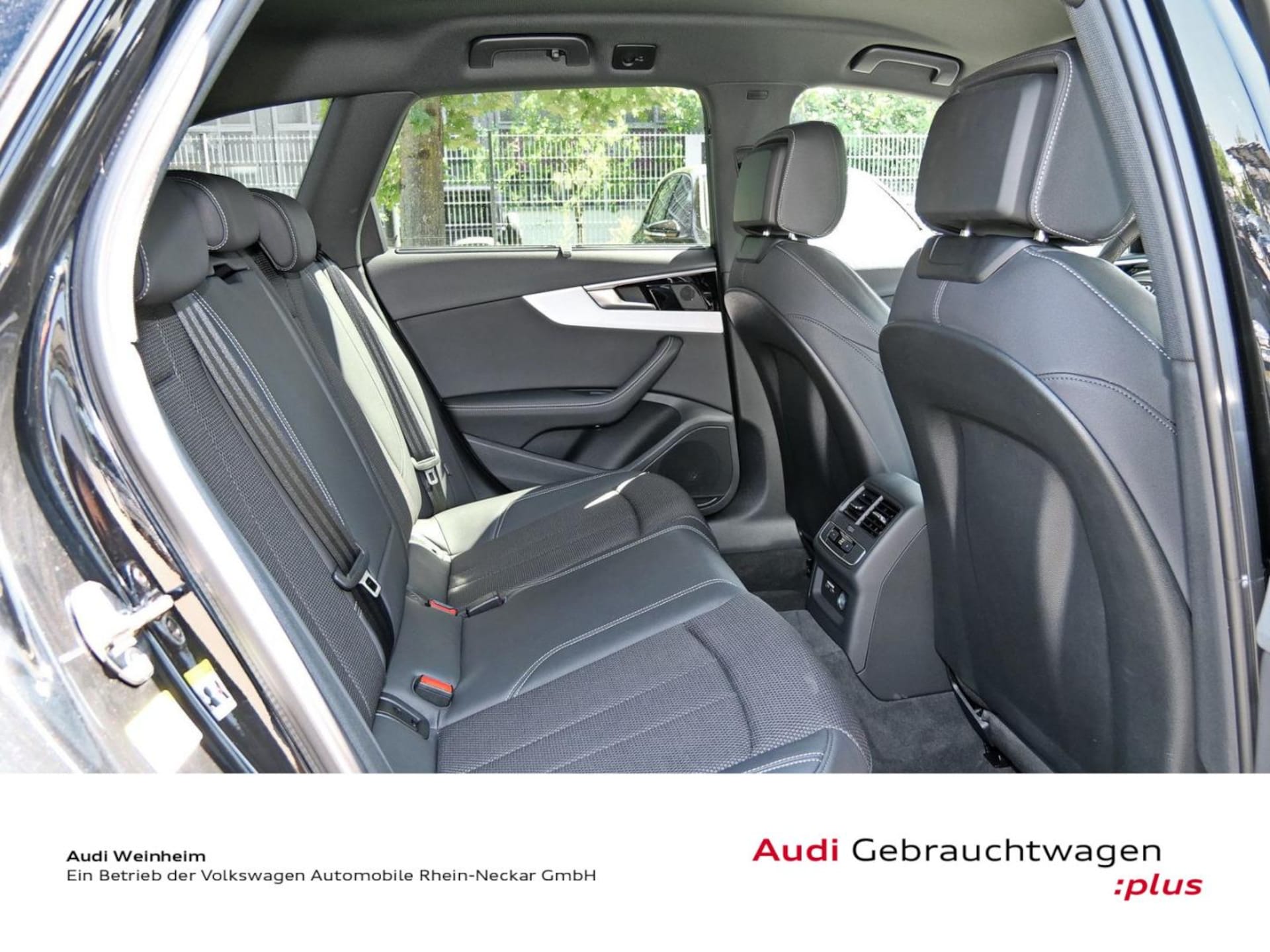 Audi A4 Avant S line