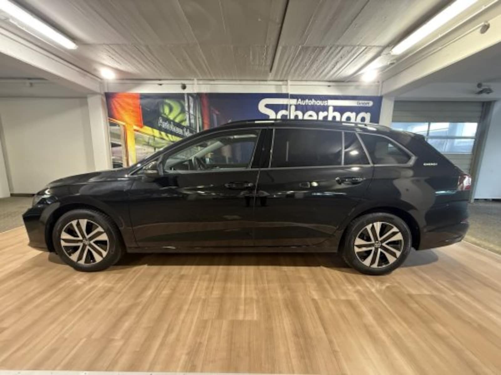 Volkswagen Golf Variant – Bild 3