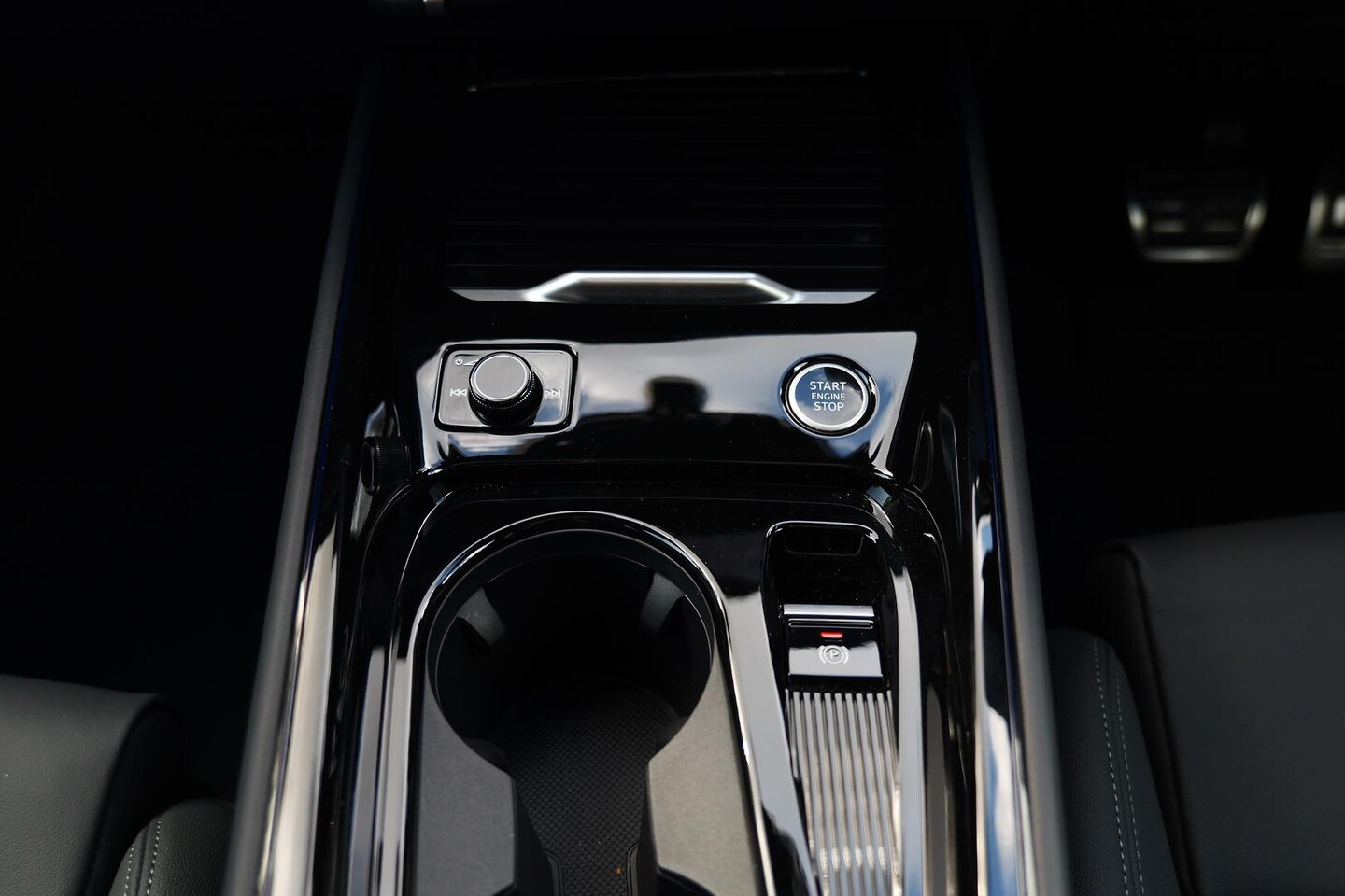 Image about Audi Q3 Sportback TFSI quattro 195 kW