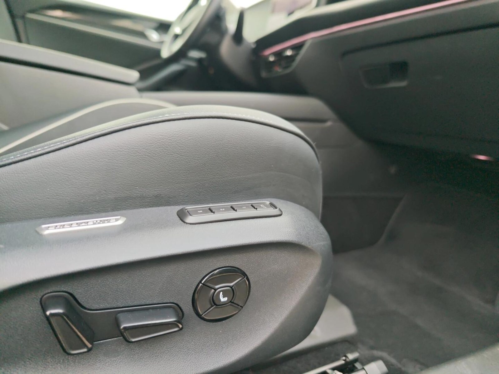 Volkswagen Passat – Bild 17