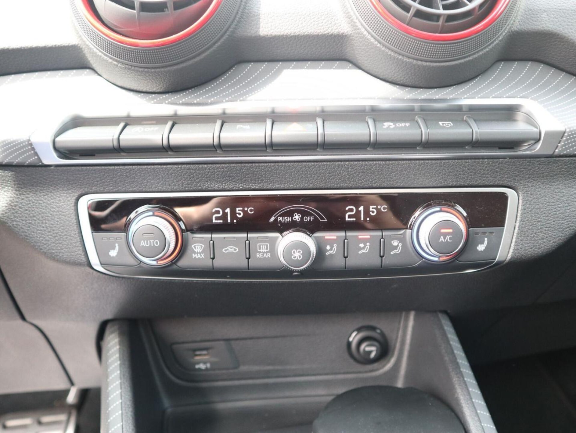 Audi Q2 S line