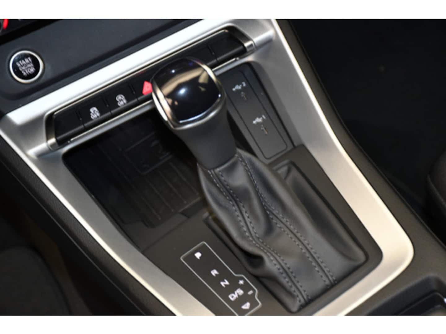 Bild über Audi Q3 advanced 35 TFSI S tronic - für weitere Informationen kontaktieren Sie den Audi Partner